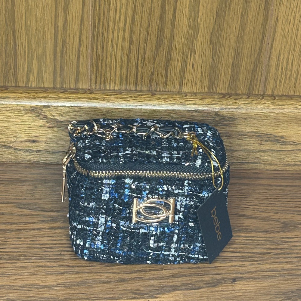 Bebe Rare Kamala Mini SQ Tweed Crossbody w/ GoldChain; Black/Blue; NWT E02-4413T